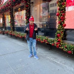 Meet your Posher, Claudio